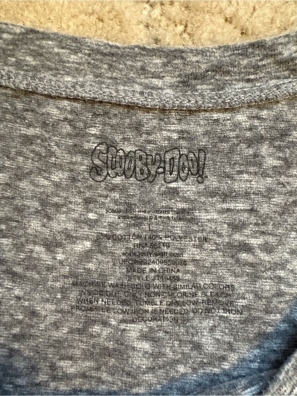 Scooby-Doo Graphic Tee Short Sleeve Crew Neck Heather Gray Size L - Picture 5 of 5